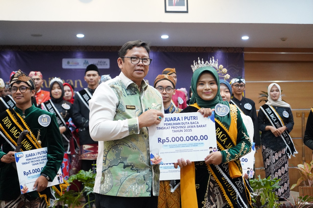 Ikhsan–Endah Jadi Duta Baca Jawa Barat 2025, Ungguli 52 Finalis Lain